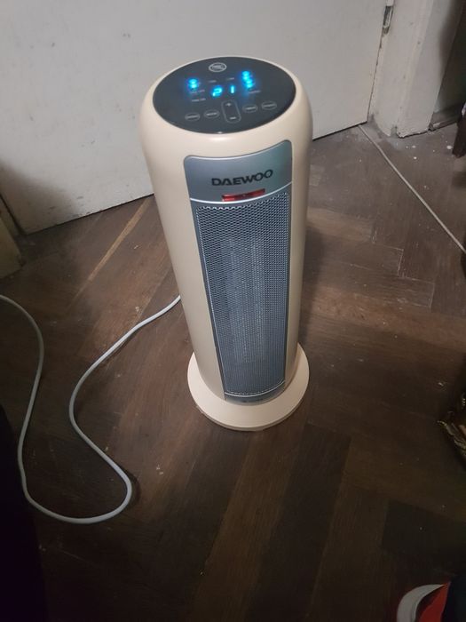 150 Lei. Aeroterma Ceramica Daewoo. 2200 Watt 2 trepte caldura..