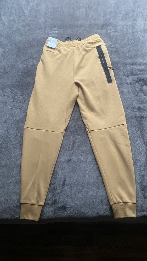 Nike Tech Fleece