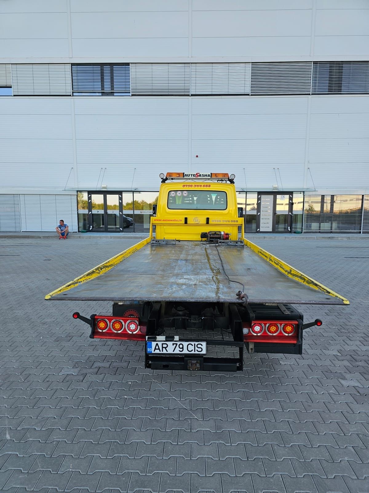 Iveco  dayli platforma hidraulica