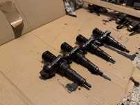 Injectoare injector  Audi A4 B7 2.0TDI BPW 140 cai