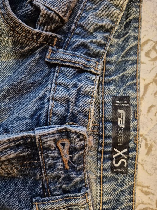 Дънки с широк крачол