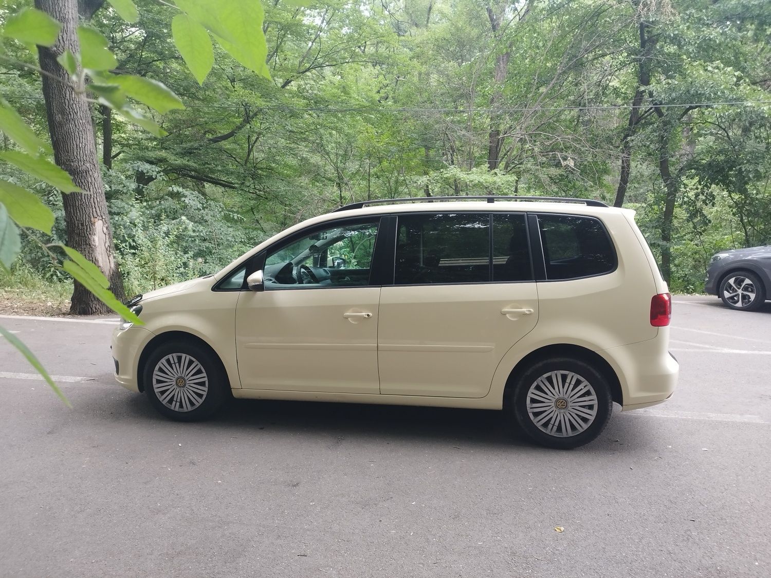 Volkswagen Touran 2014
