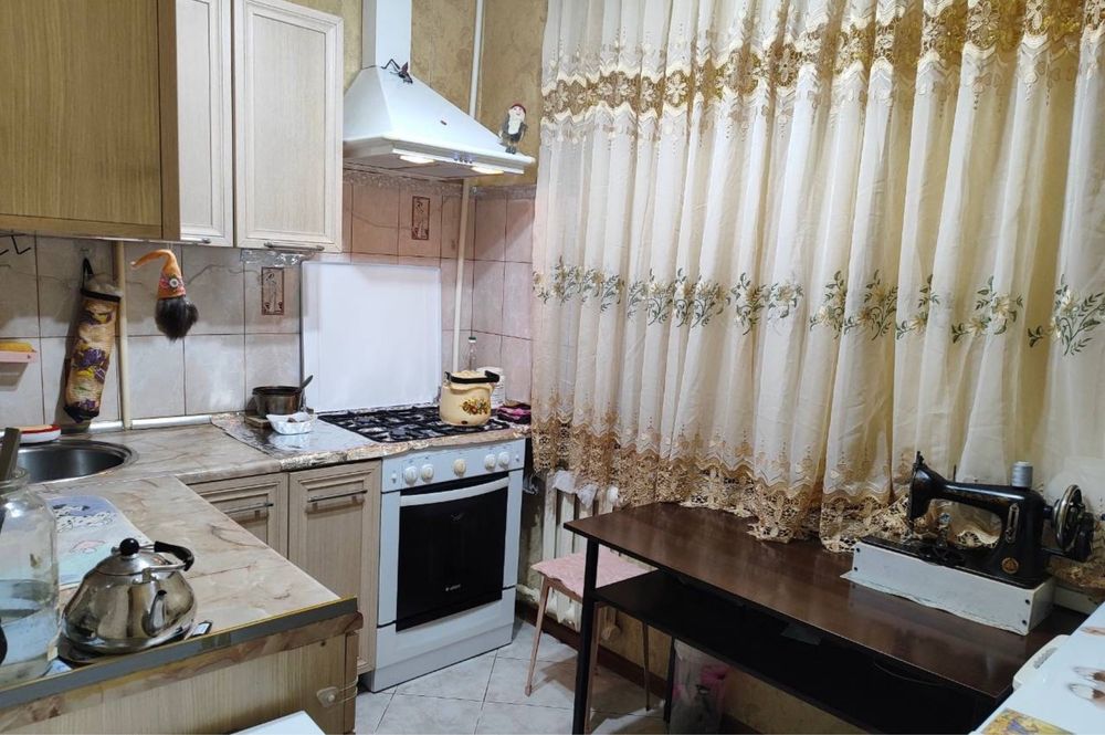 Юнусабад 11 квартал 1/1/4 идеально под офис/аптека/салон красоты