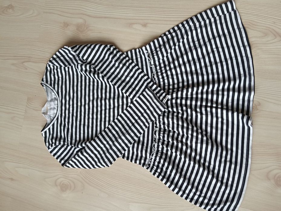 Rochie cu dungi 8-10 ani