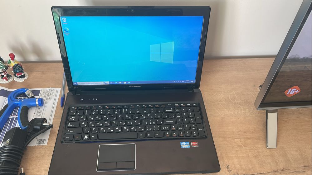 Ноутбук lenova core i3
