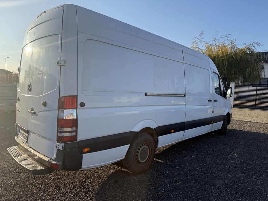 Vand sau schimb cu auto Sprinter 313