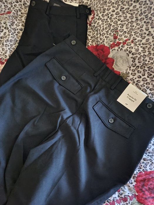 Pantaloni barbati noi