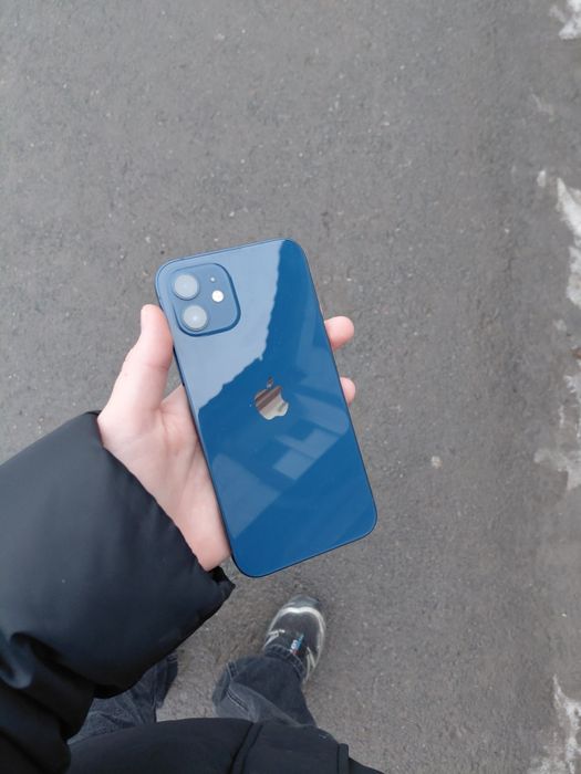 Обменяю 12айфон.