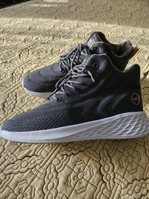 Ghete sport mărimea 39