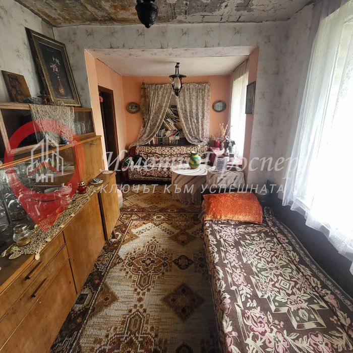 Къща в София, област-с.Владо Тричков площ 60 цена 150000