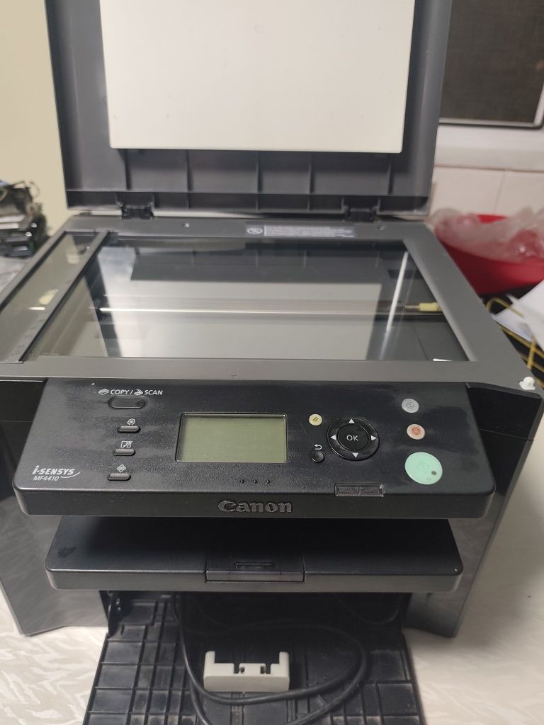 МФУ (три в одном, сканер принтер копир)Canon mf4410