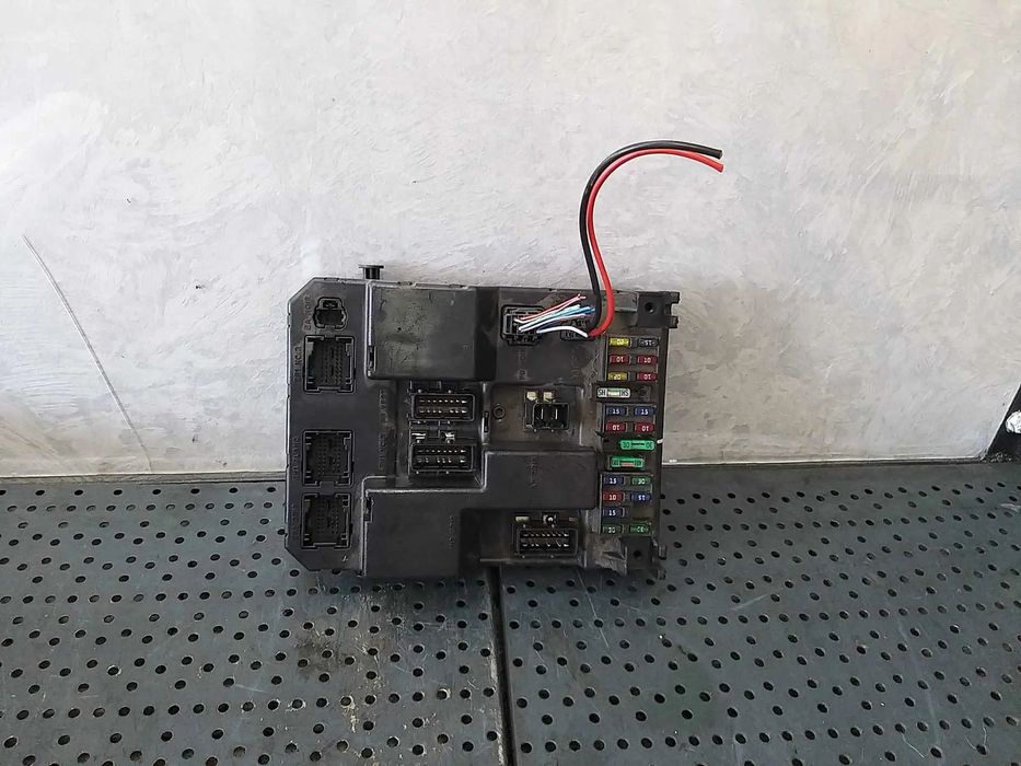 Tablou panou sigurante bsi 1.6 hdi peugeot 307 sw 9651197580a 9651196880a
