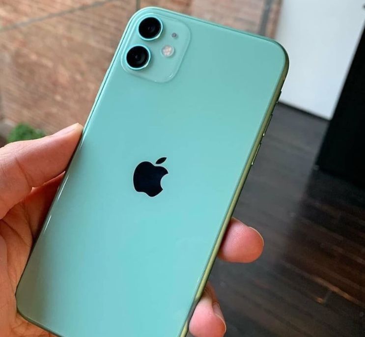 Срочн продам айфон 11 сост идеал