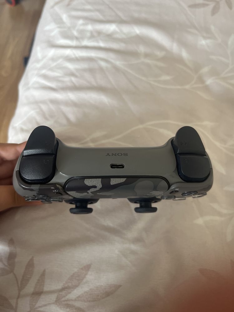 Джойстик за playstation5 камуфлажен