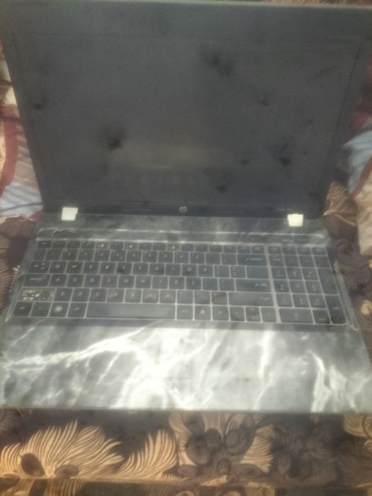 Vând 2 leptopuri funcționale