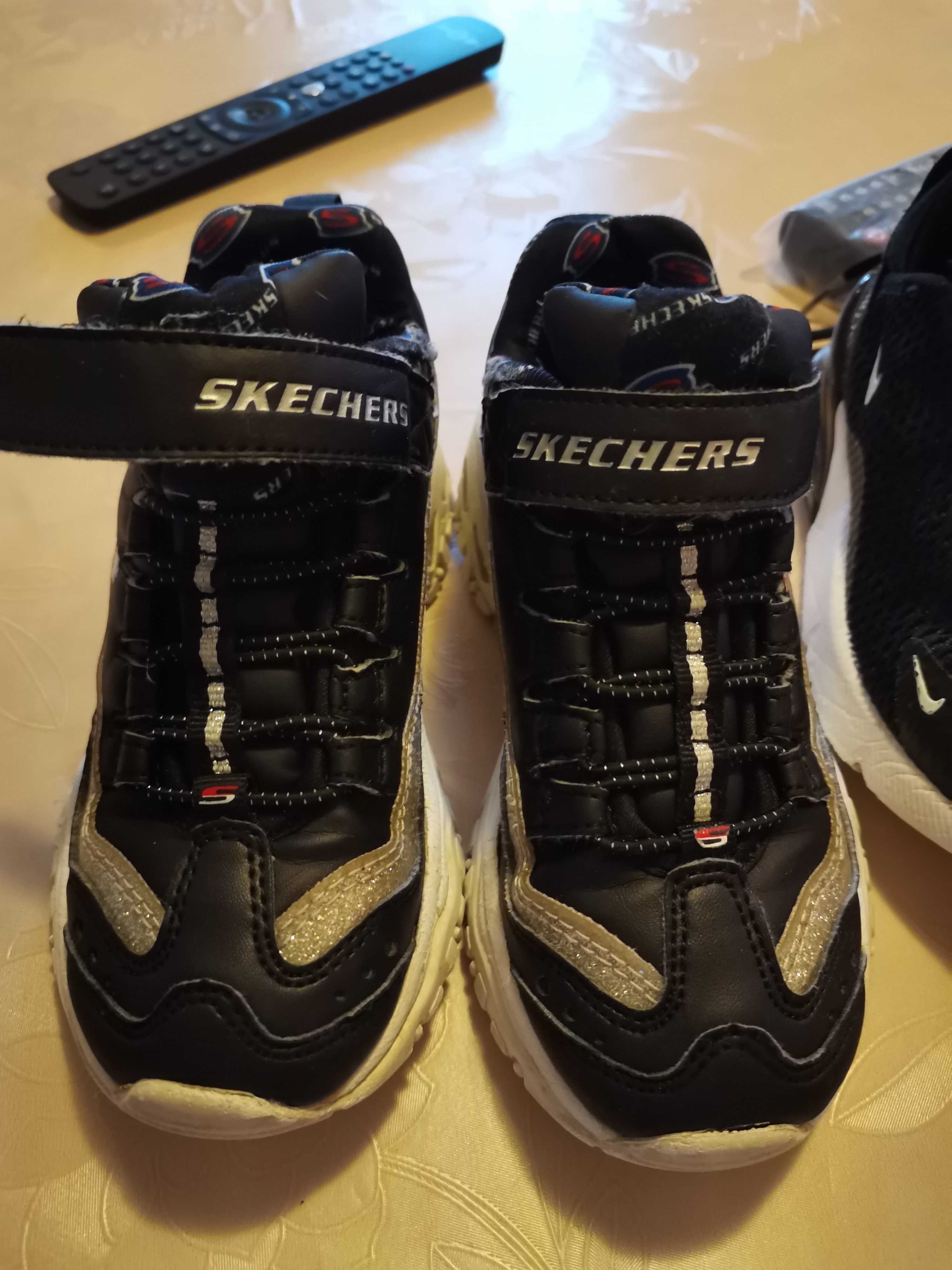 Маратонки Skechers за момиче