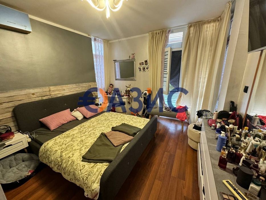 Продава се Двустаен апартамент в к.к. Слънчев бряг - 62 кв.м за 933 €/кв.м - Снимка #2