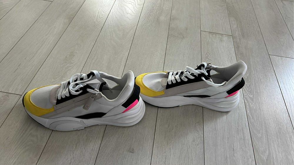 Дамски маратонки