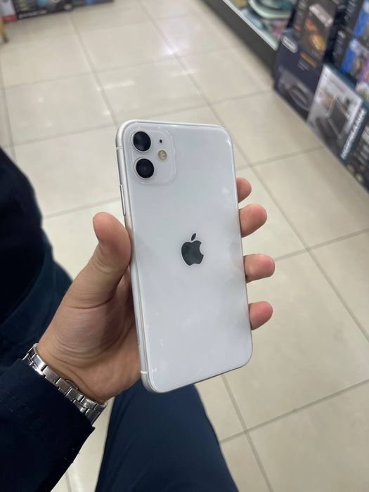 iPhone 11