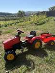Tractoras cu pedale copii