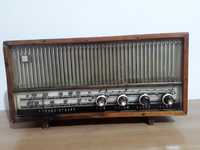 Radio miorița electronica model foarte vechi pentru colecție.