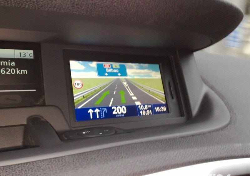 RENAULT CARD harti navigatie Renault Clio Megane Fluence Carminat LIVE