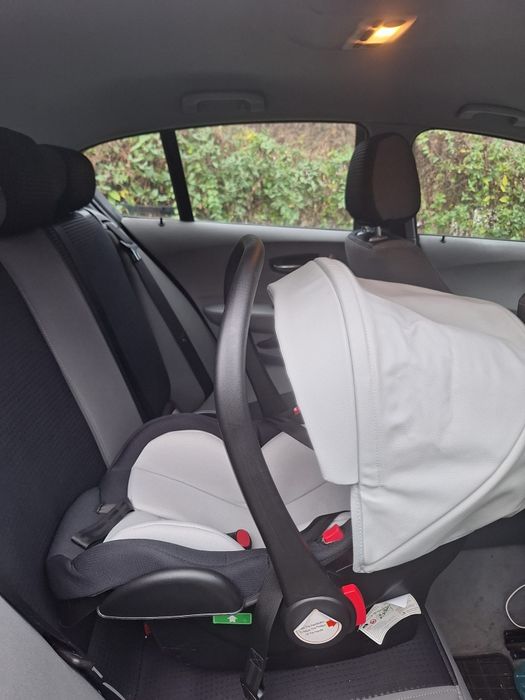 Vând scoica auto nou nascut