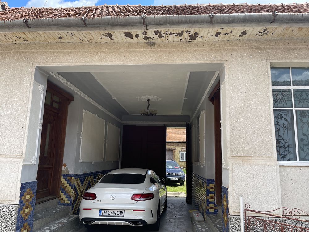 Casa in Lugojel, poziționată pe 3 strazi