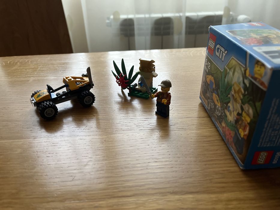 Lego CITY jungle buggy ( 60156 )