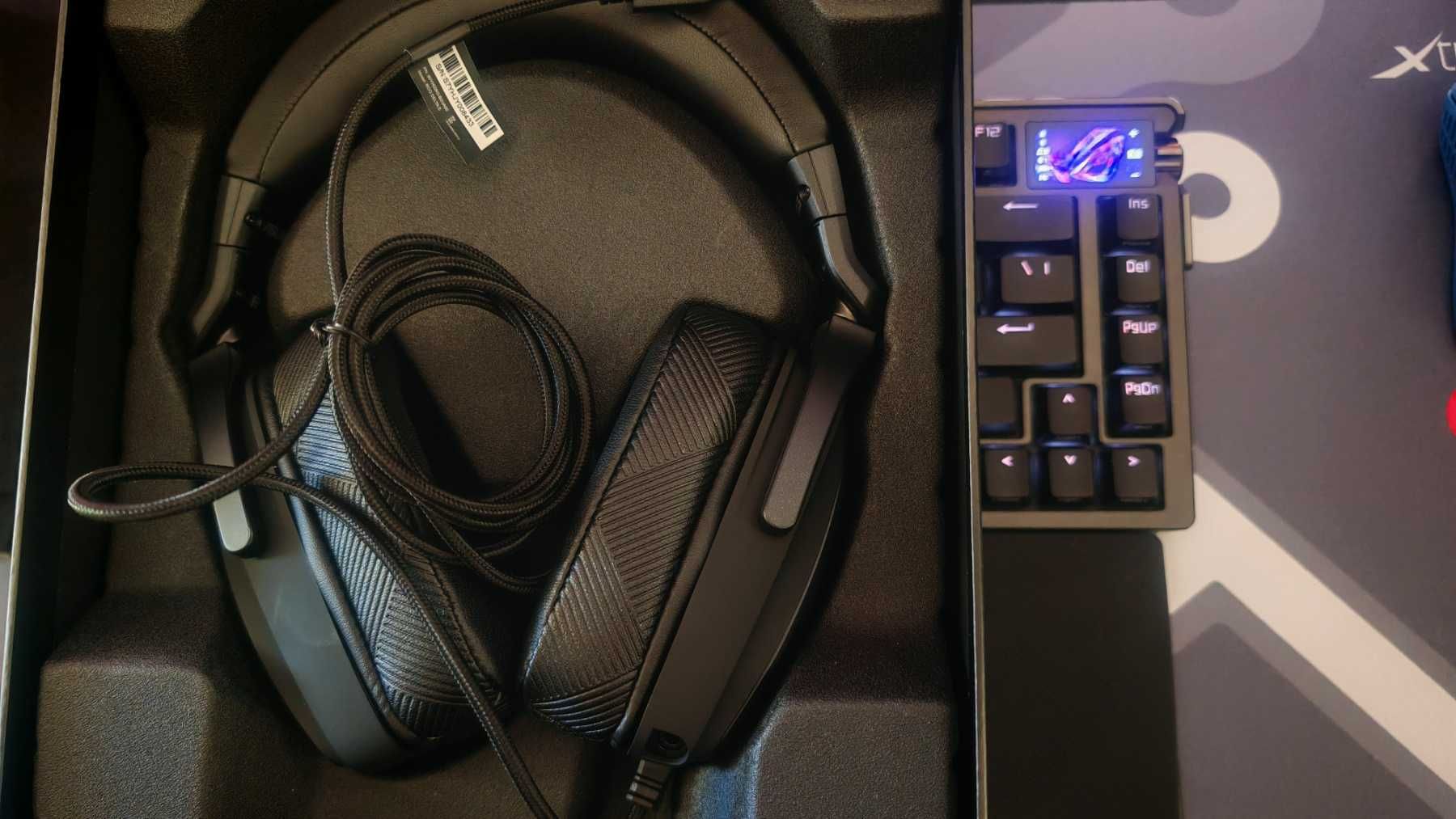 Геймърски слушалки ASUS ROG Delta S, USB-C, Aura Sync RGB