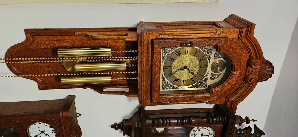 Ceas de perete cu pendul si 3 greutati Hermle-Westminster