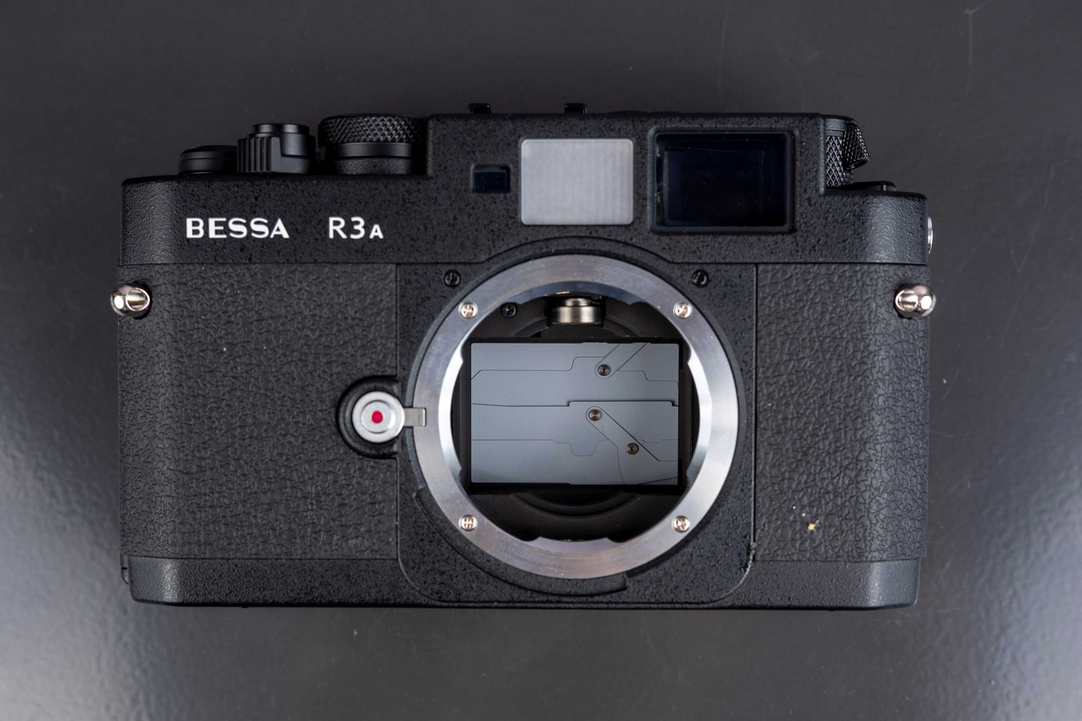 Voigtlander Bessa R3A + Nokton 40mm f/1.4