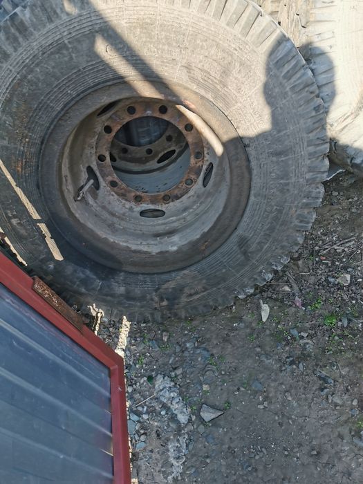 Cauciucuri 1100 R20 Kama