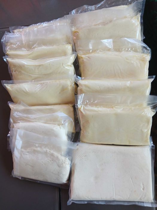 De vanzare produse lactate din lapte de VACA