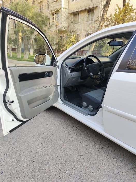 Jentra 2022 elegant plus 3 chi pozitsiya Avt benzin luk,abs,abegrof, b