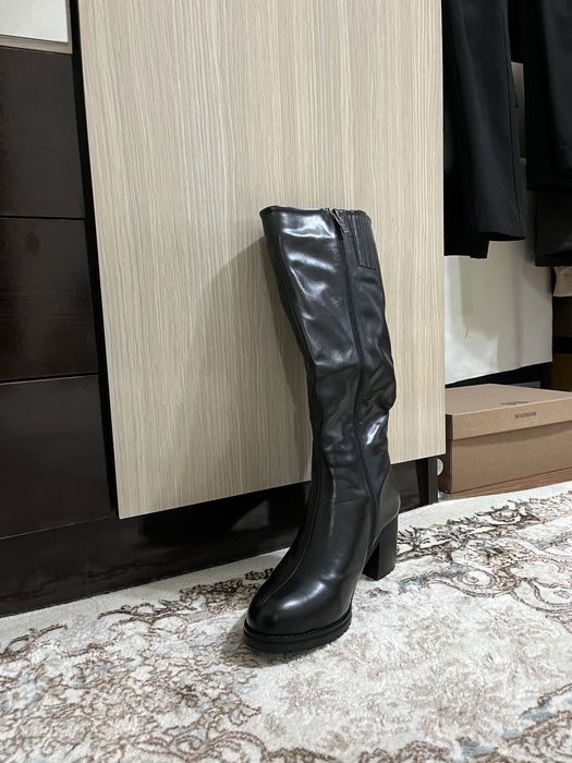 Продаются сапоги!