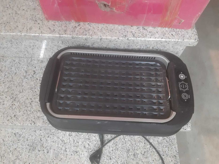 Grătar electric cu ventilator