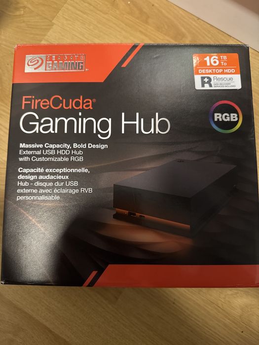 VÂND Seagate FireCuda Gaming Hub 16TB RGB - Ca NOU, Hub USB Inclus