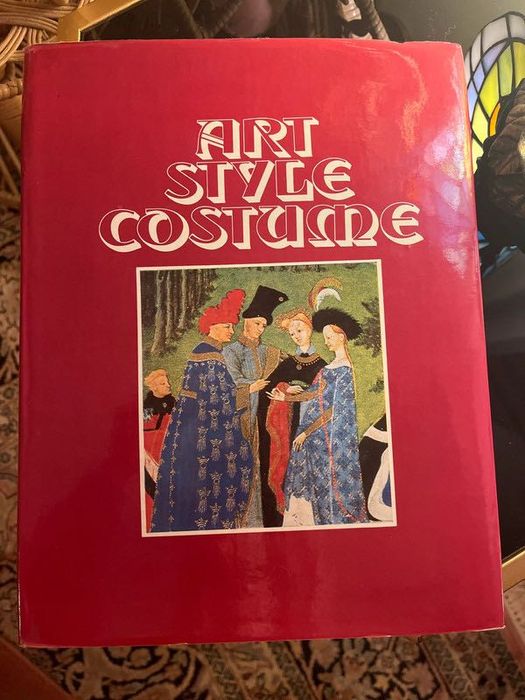 Carte Art Style Costume by Adina Nanu, Buc. 1981