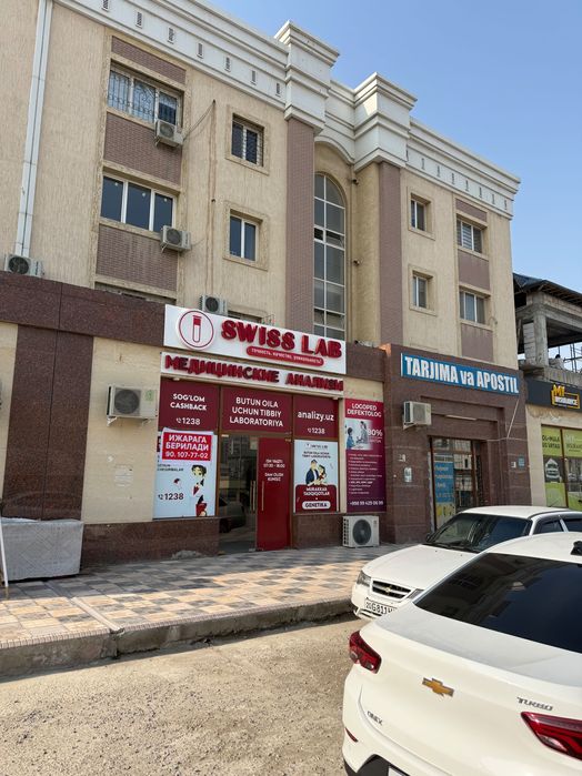 Arenda do’kon Guliston shaxar markazida 151 kv metr