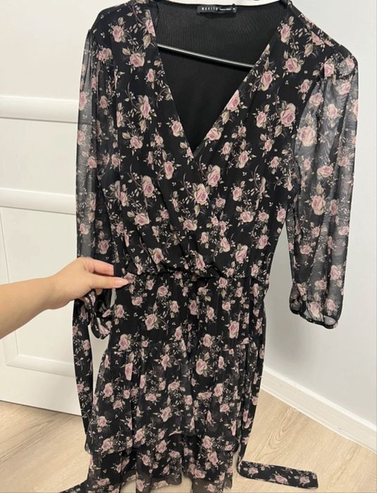 Rochie inflorata dama