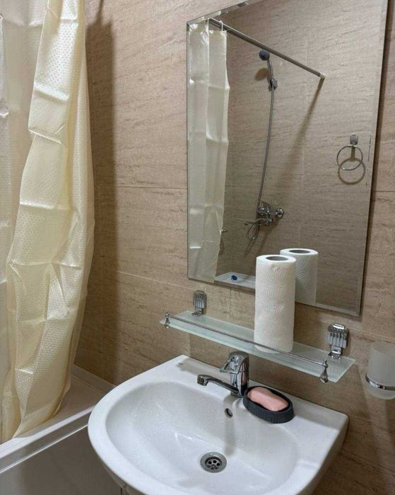 Сдаётся 1 комнатная квартира на Алмазар сити 827*