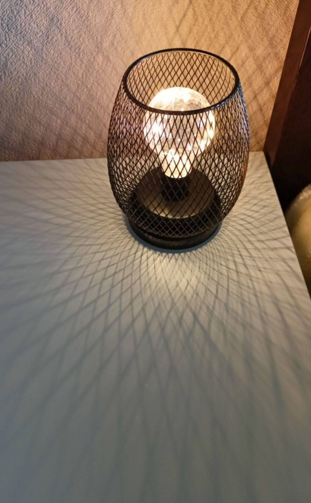Декоративный светильник -лампа для дома,офиса,ресторана,бара