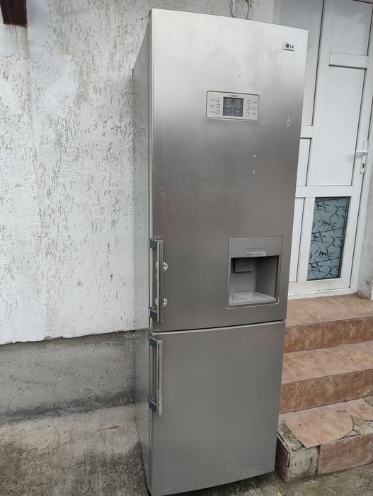 Vând frigider, combina frigorifica LG