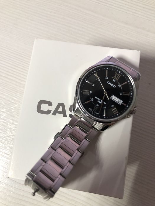 относительно новые часы Casio