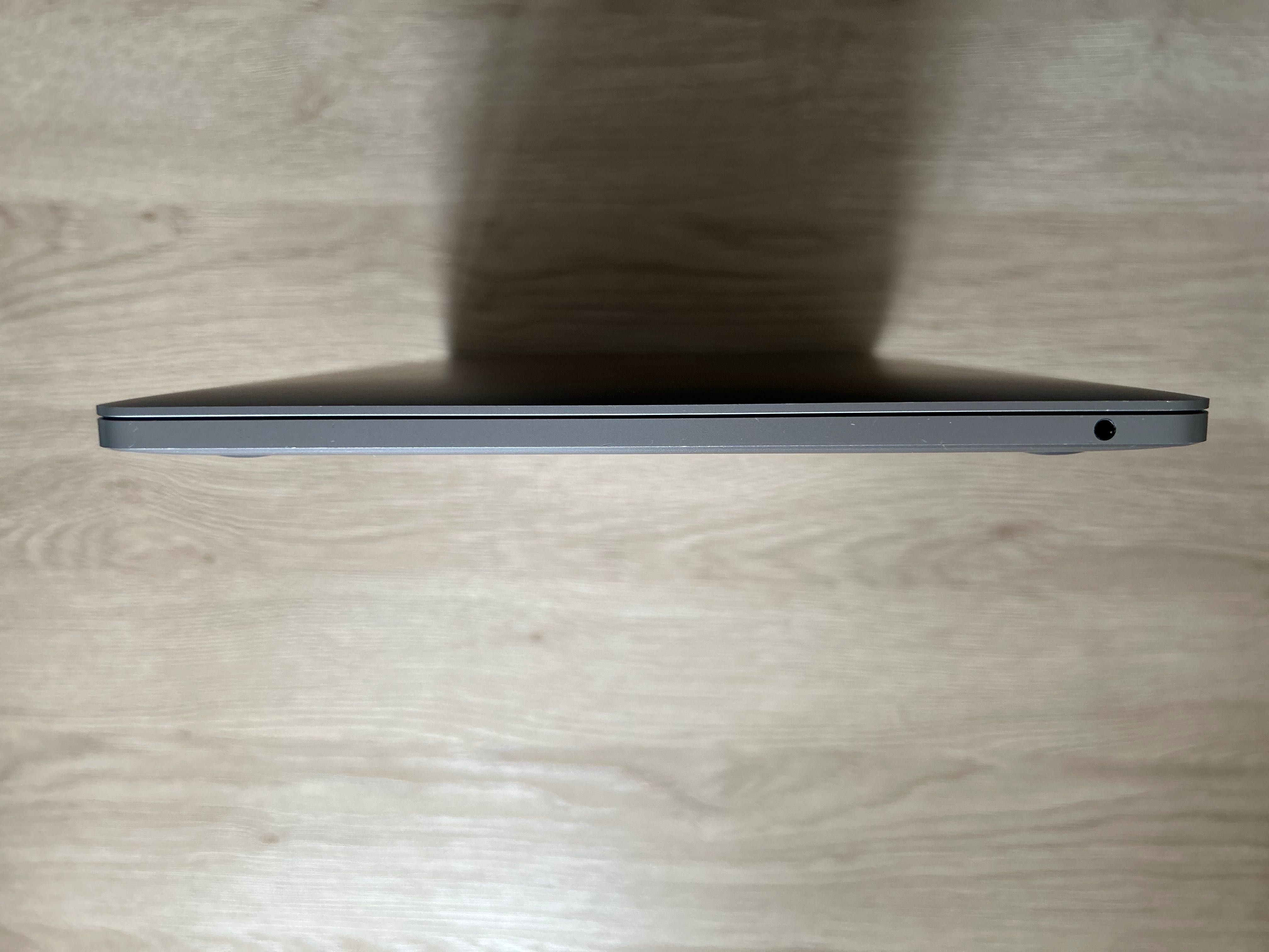 Macbook Pro 128gb 13-inch A1708