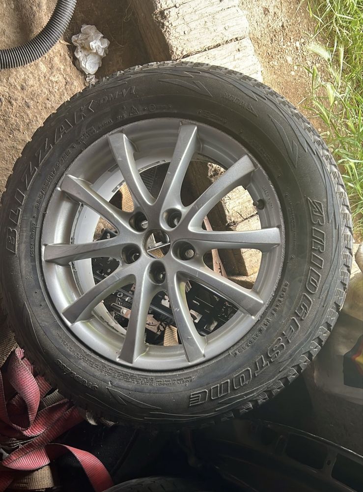 Roată ( jantă+ cauciuc ) Mazda