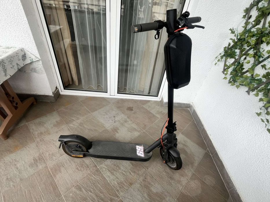 Xiaomi Electric Scooter Elite