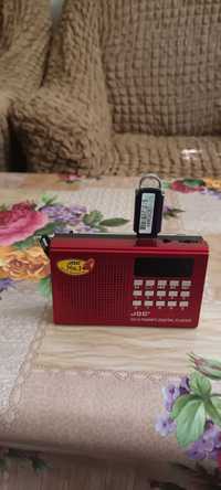Vând radio portabil