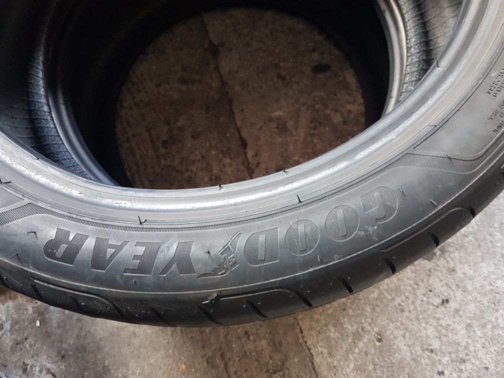 Goodyear 215/45 R17 91Y vară